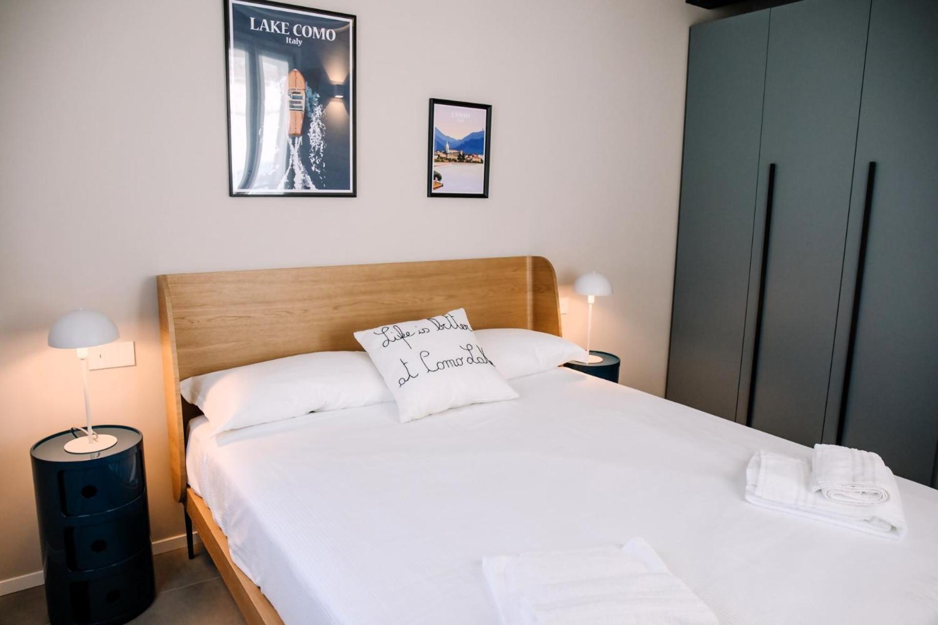 Elegant Beige Apartment - 5 Minutes From The Lake Комо Экстерьер фото
